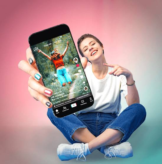 Warum manche TikTok Videos Aufrufe bekommen, während ähnliche Videos kaum gesehen werden